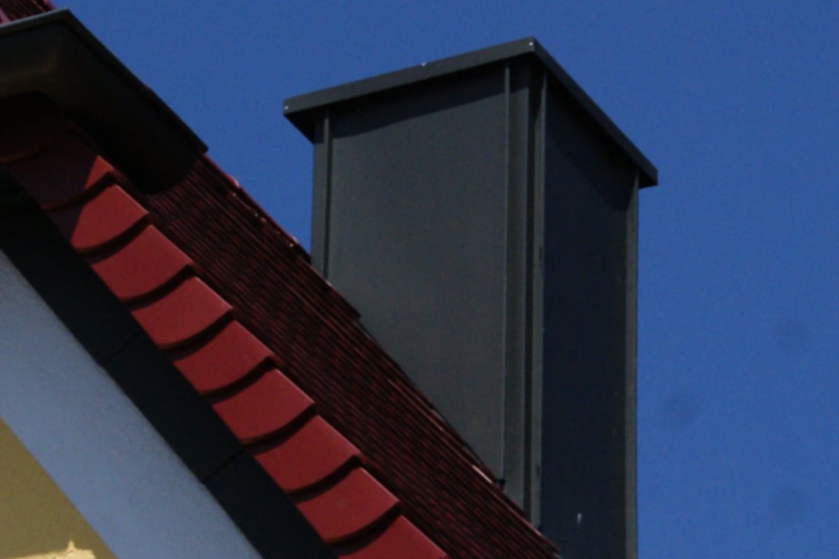 Referenzbeispiel Kaminverkleidung von Dachdecker Andreas Weizel