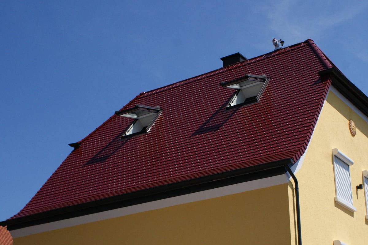 Referenzbeispiel Dachfenster und Qualität von Dachdecker Andreas Weizel